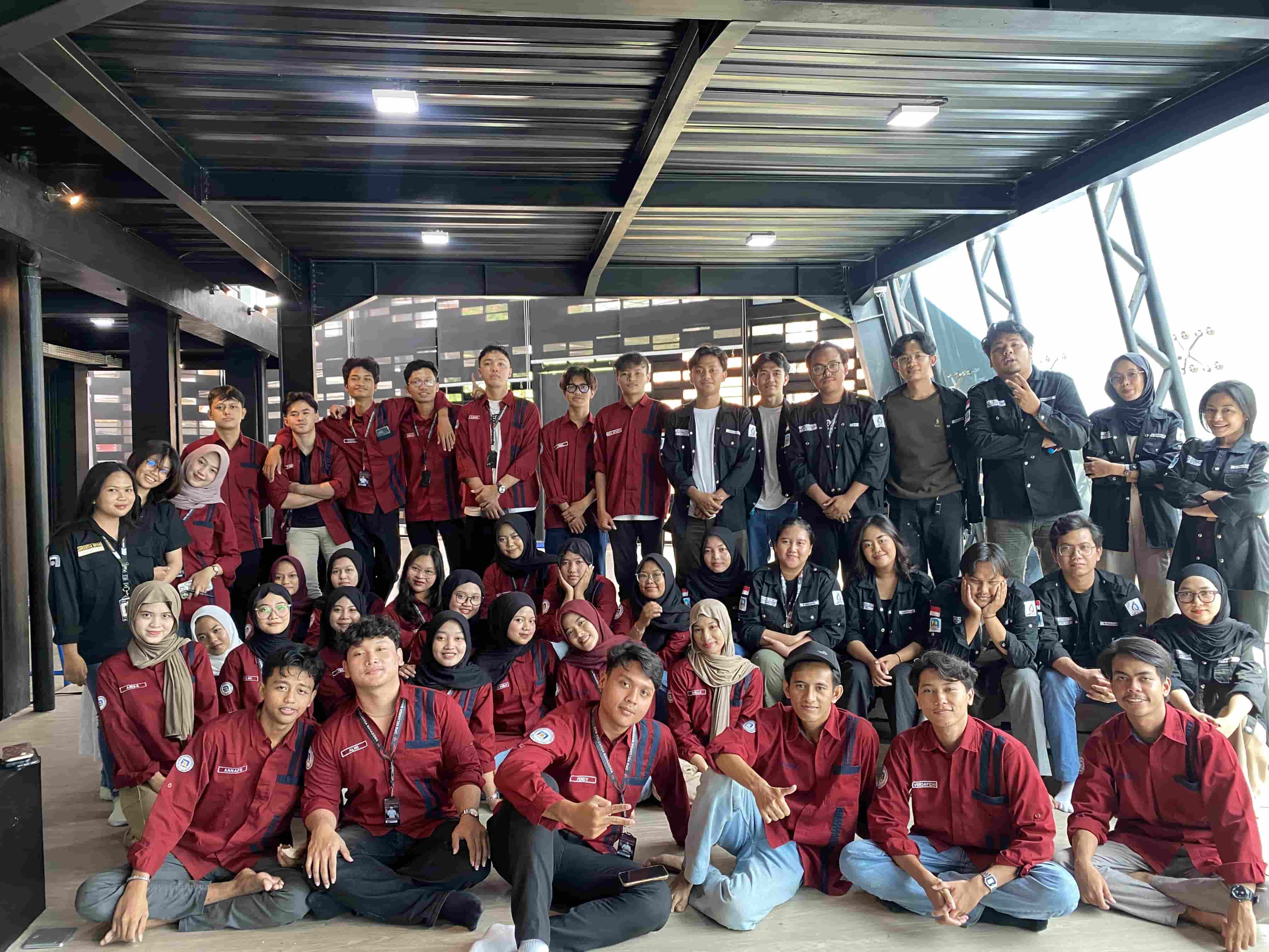 Penutupan dan Foto Bersama